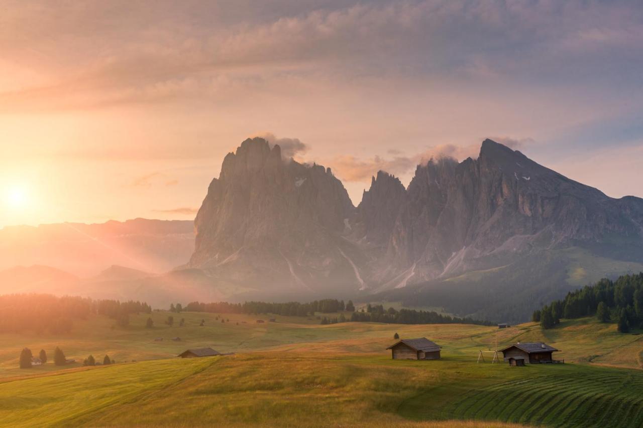 Brunelle Seiser Alm Lodge Bagian luar foto