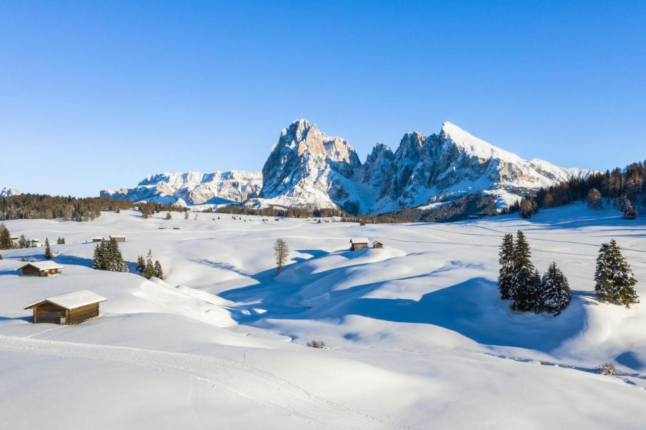 Brunelle Seiser Alm Lodge Bagian luar foto