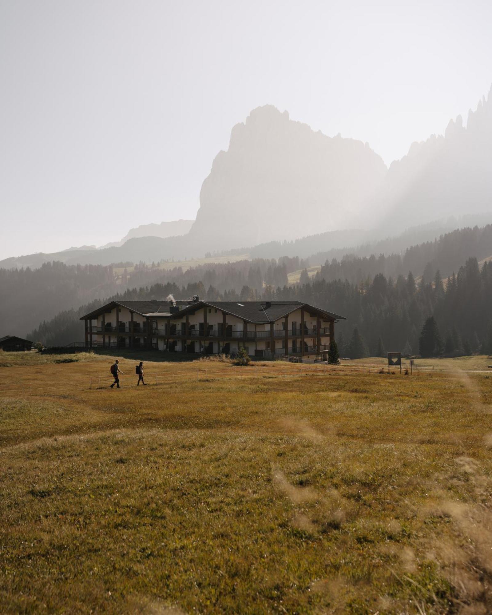 Brunelle Seiser Alm Lodge Bagian luar foto