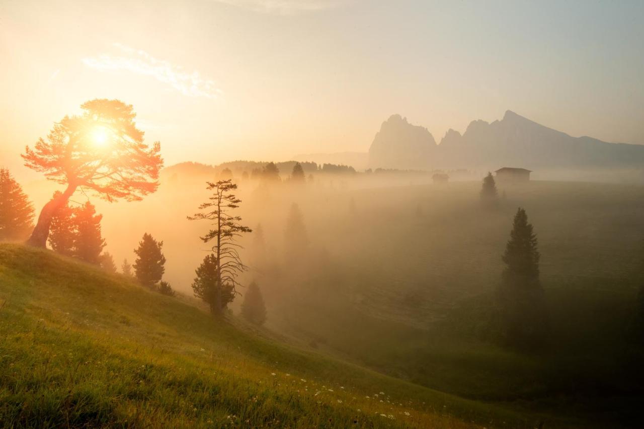 Brunelle Seiser Alm Lodge Bagian luar foto